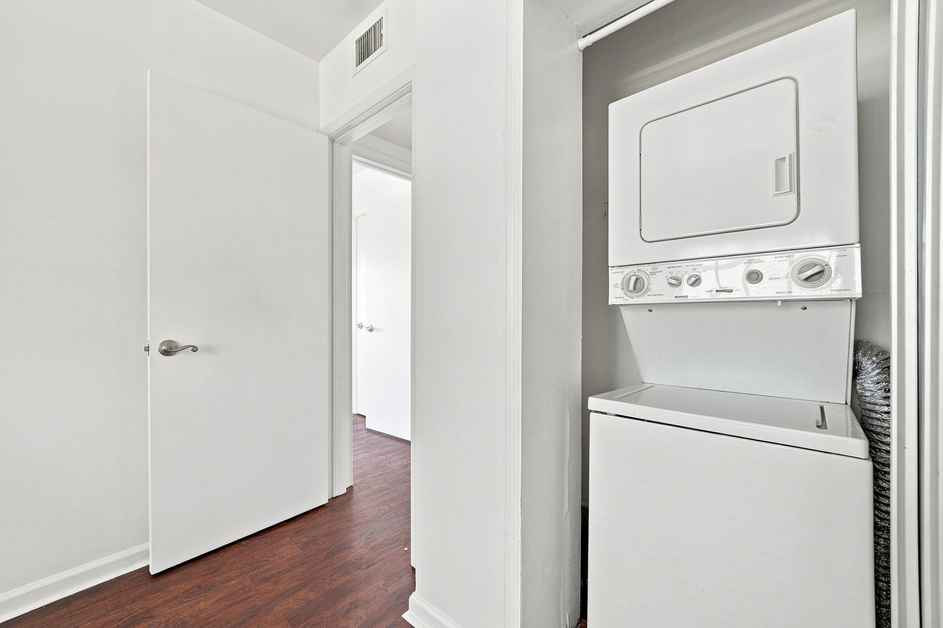 2211 NE 67th Street, Unit 1102, Fort Lauderdale, FL 33308 Photo