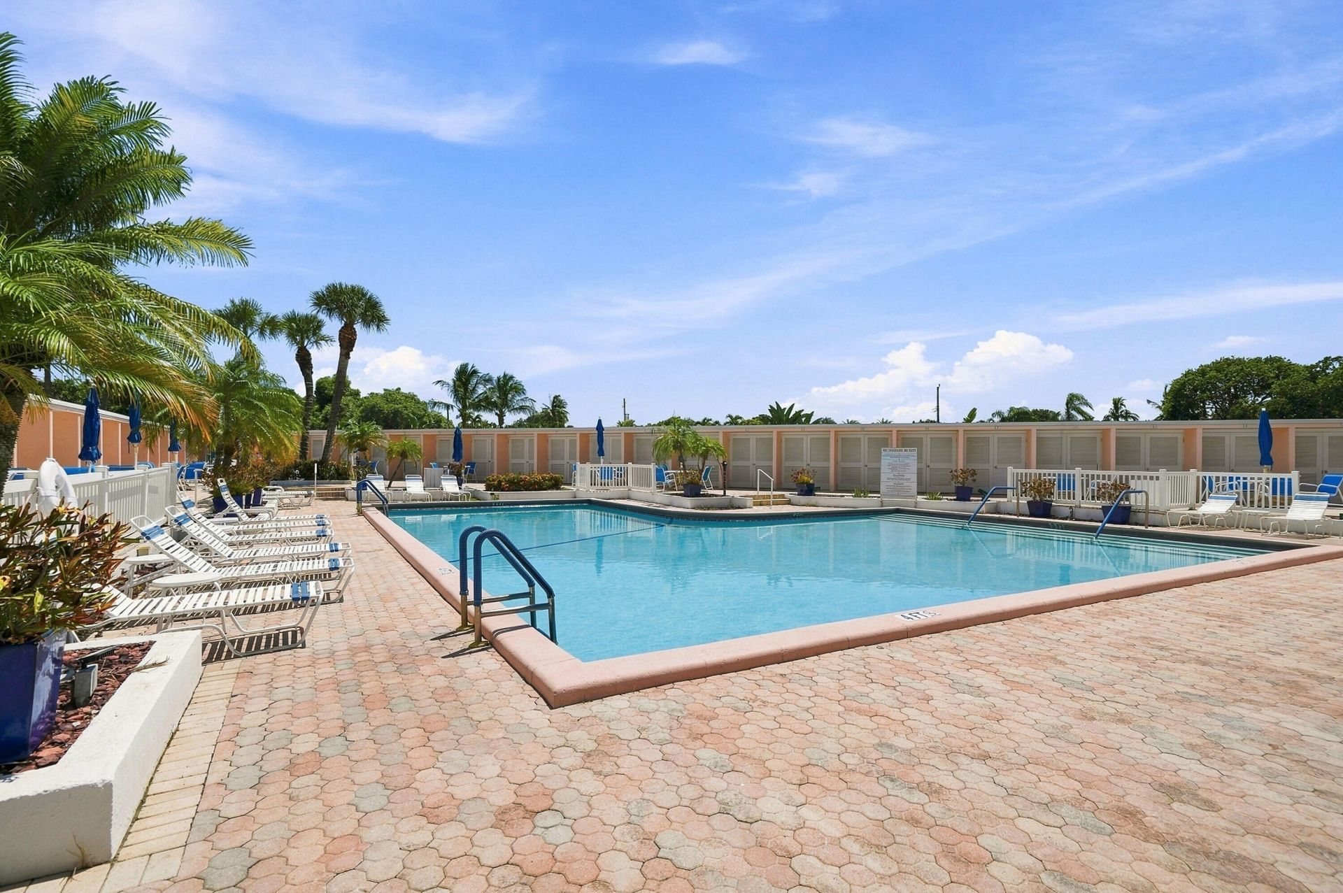 2211 NE 67th Street, Unit 1102, Fort Lauderdale, FL 33308 Photo