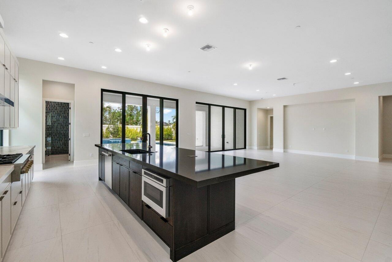 9148 Coral Isles Circle, Unit {Lot 13}, Palm Beach Gardens, FL 33412 Photo