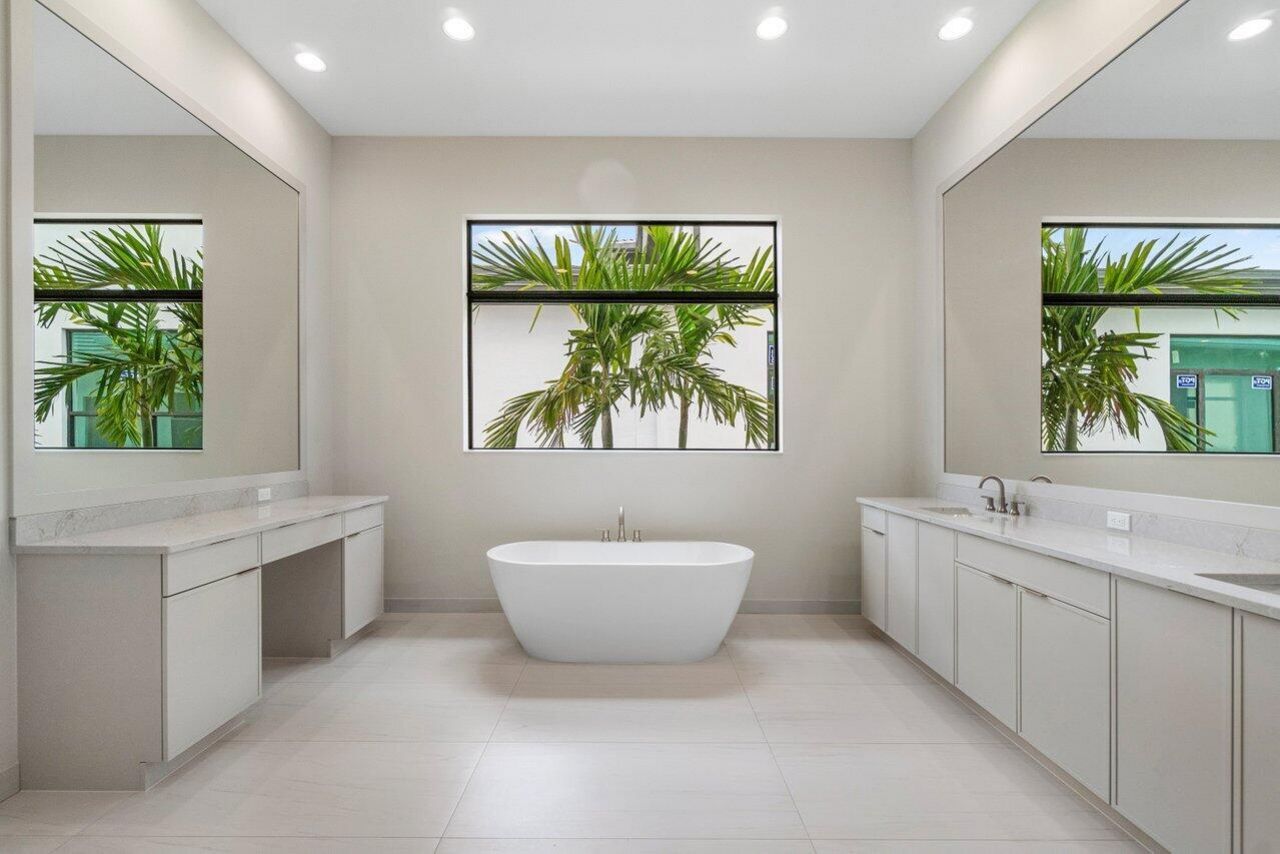 9148 Coral Isles Circle, Unit {Lot 13}, Palm Beach Gardens, FL 33412 Photo