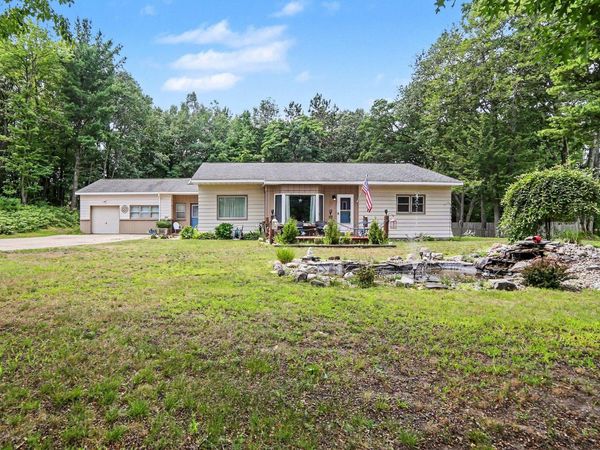 1985 N Jebavy Drive, Ludington, MI 49431