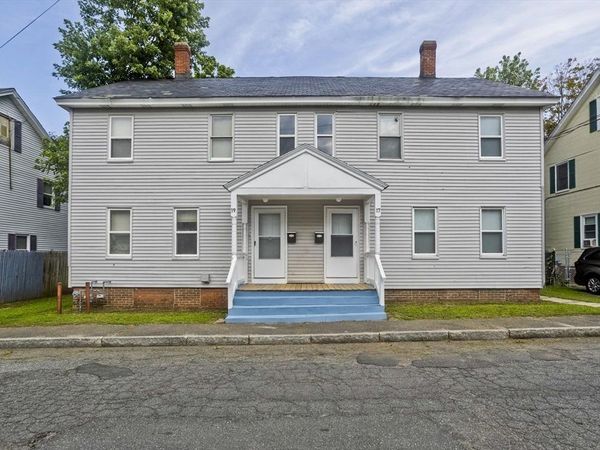 17-19 Arlington St, Easthampton, MA 01027