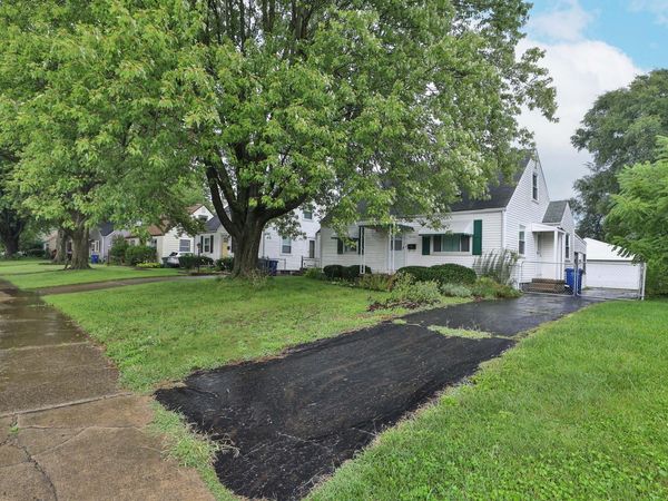 3220 Medina Avenue , Columbus, OH 43224