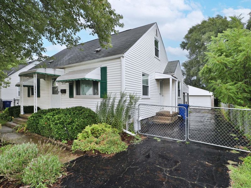 3220 Medina Avenue , Columbus, OH 43224 Photo 2