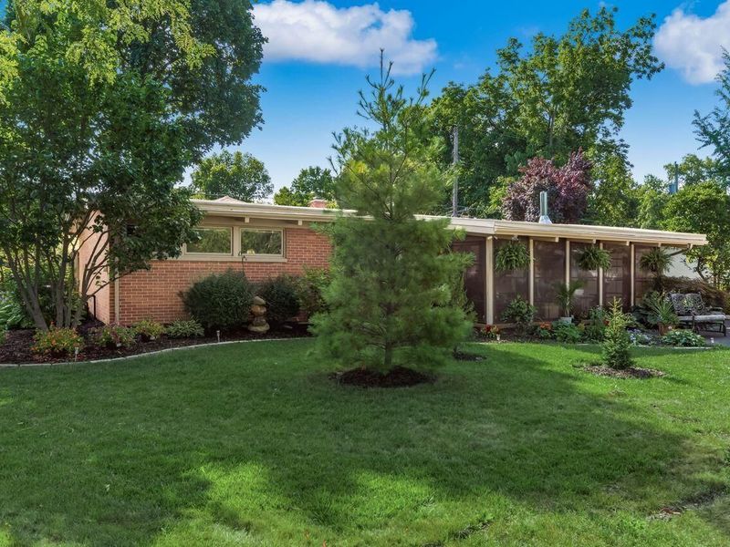 3210 Kioka Avenue, Columbus, OH 43221 Photo 3