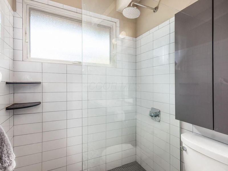 3210 Kioka Avenue, Columbus, OH 43221 Photo 39