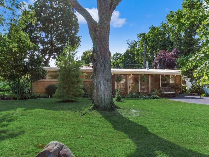 3210 Kioka Avenue, Columbus, OH 43221 Photo 4
