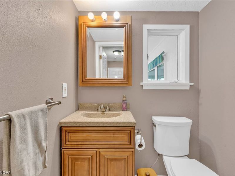 244 Georgia Avenue, Elyria, OH 44035 Photo 16