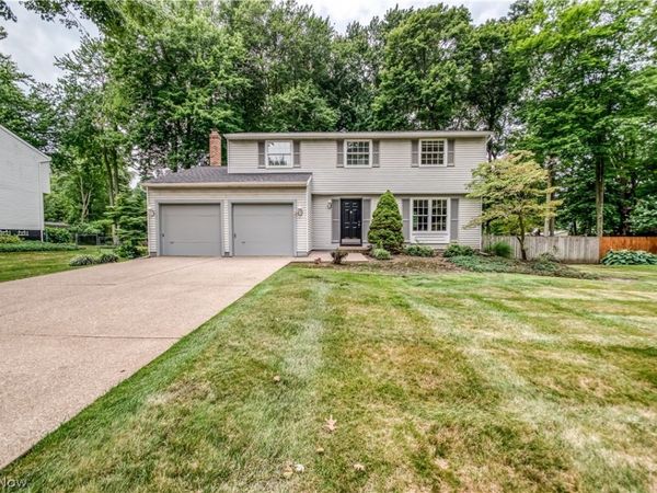 5828 Grovewood Drive, Mentor, OH 44060