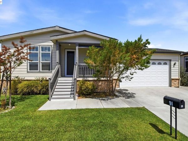 1945 Piner Rd, Santa Rosa, CA 95403