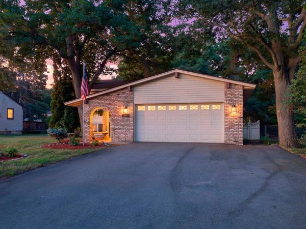 11547 Flintwood Street NW, Coon Rapids, MN 55448