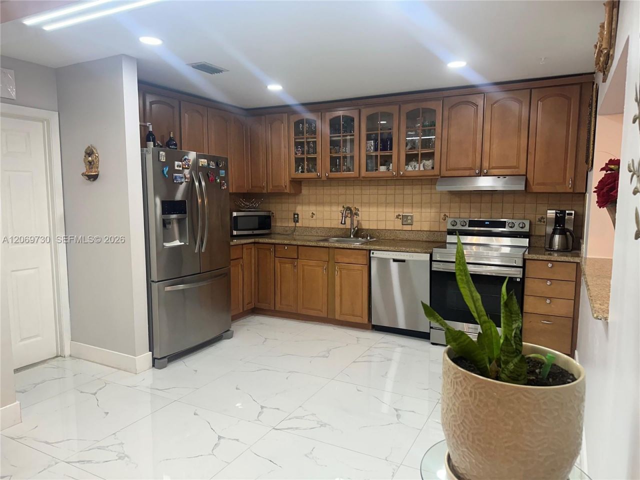 1051 SW 99th Ave, Pembroke Pines, FL 33025 Photo