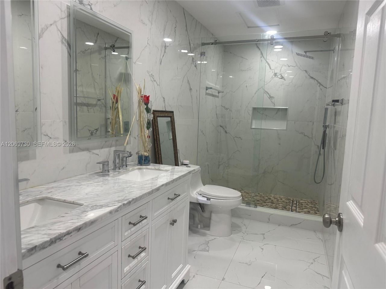 1051 SW 99th Ave, Pembroke Pines, FL 33025 Photo