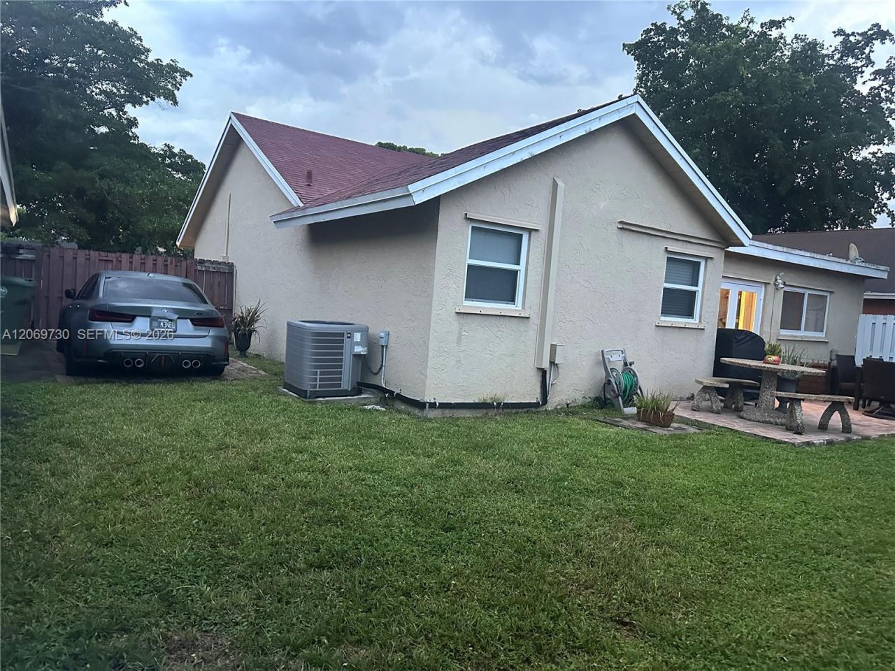 1051 SW 99th Ave, Pembroke Pines, FL 33025 Photo