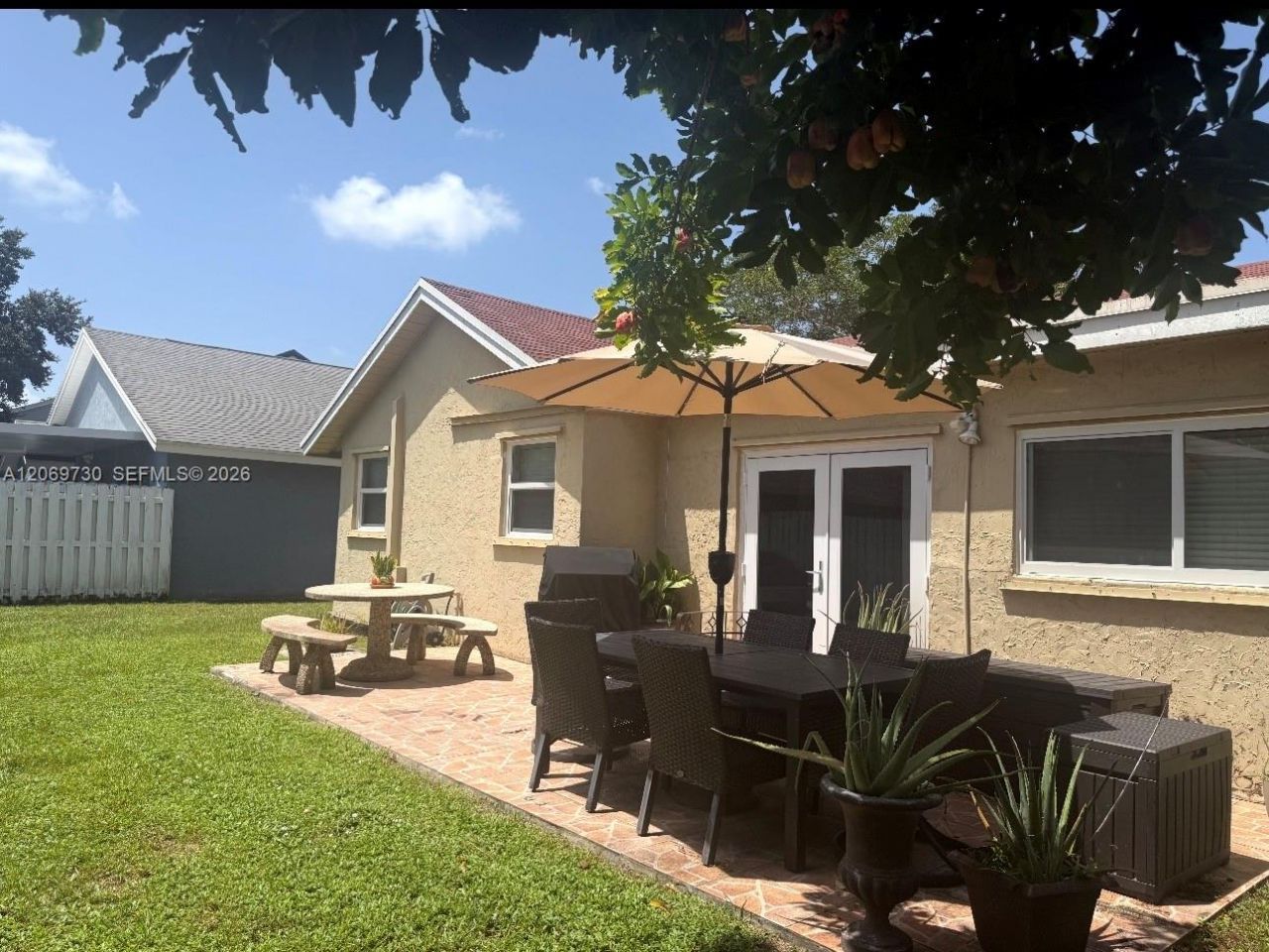 1051 SW 99th Ave, Pembroke Pines, FL 33025 Photo