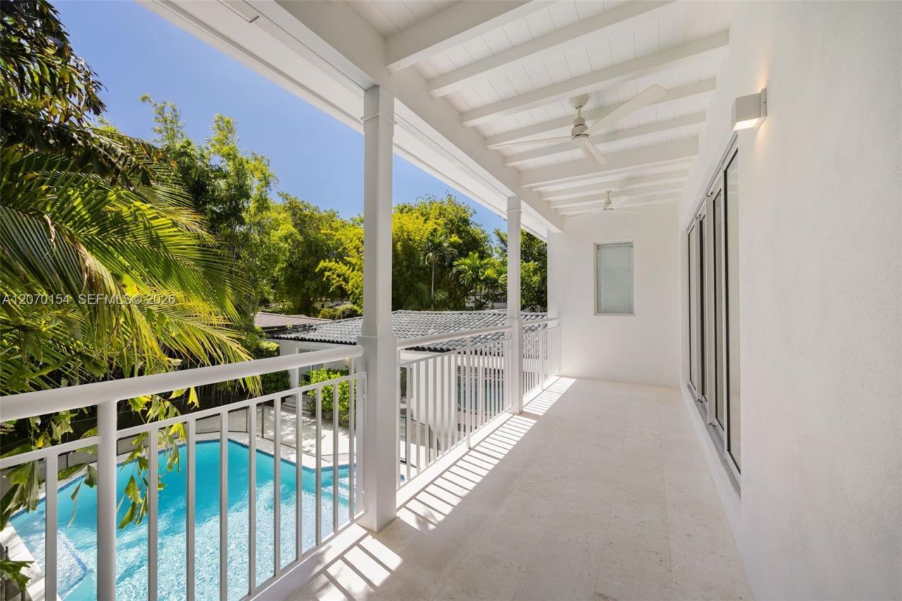 1015 Bayamo Ave , Coral Gables, FL 33146 Photo