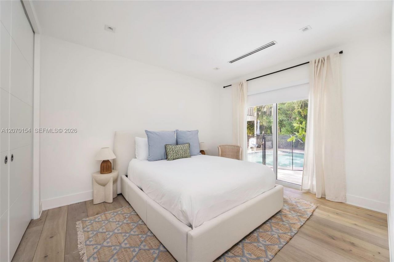 1015 Bayamo Ave , Coral Gables, FL 33146 Photo