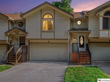 311 E 17th Avenue, Bellevue, NE 68005