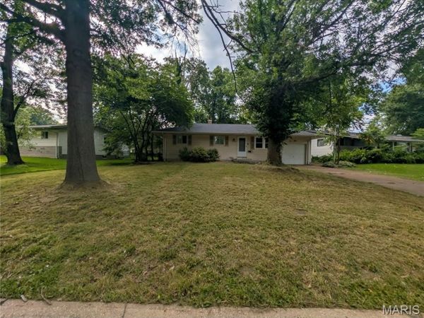 10309 Durness Drive , St Louis, MO 63137