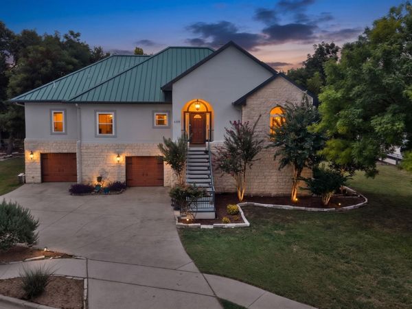 609 S LAKE CREEK DR, Round Rock, TX 78681
