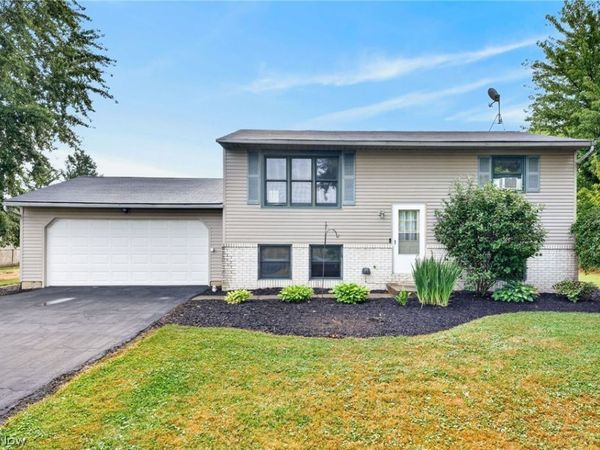 16761 Indian Hollow Road , Grafton, OH 44044