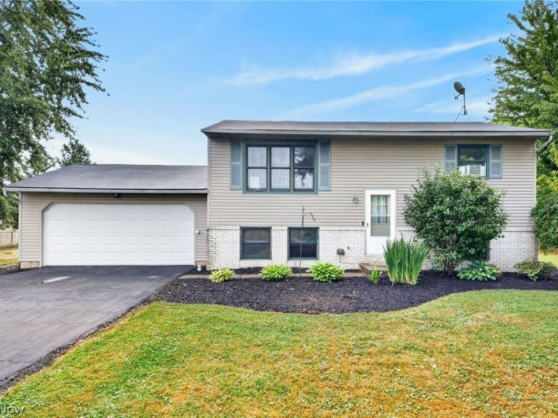 16761 Indian Hollow Road, Grafton, OH 44044 Photo 1
