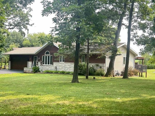 1266 CLAIRVILLE ROAD, Oshkosh, WI 54904
