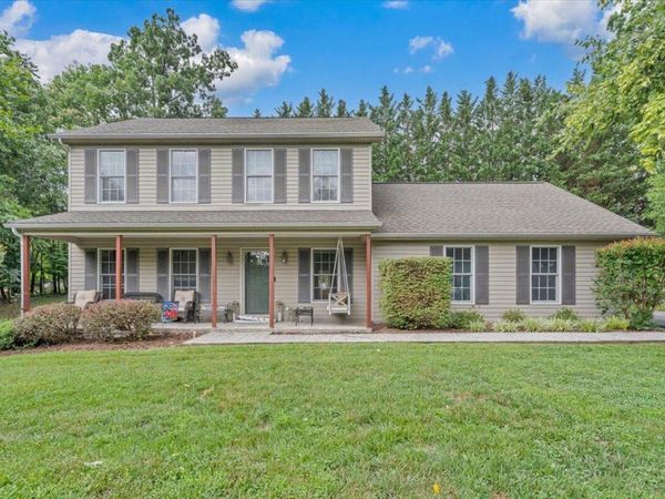 239 Pin Oak DR , Blue Ridge, VA 24064