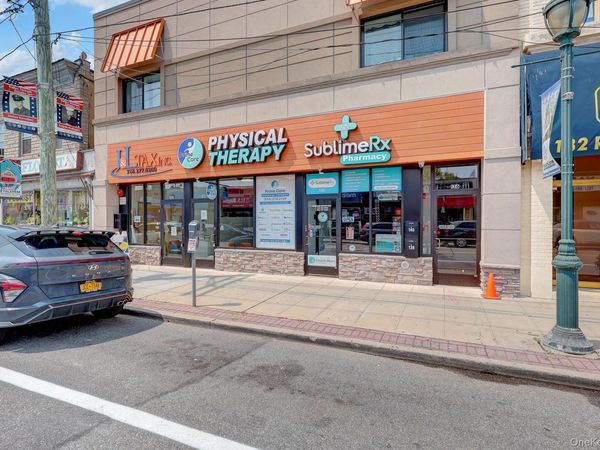 136 Rockaway Avenue , Unit 201, Valley Stream, NY 11580