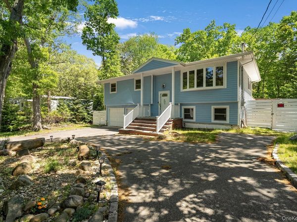 52 Walker Avenue , Sag Harbor, NY 11963