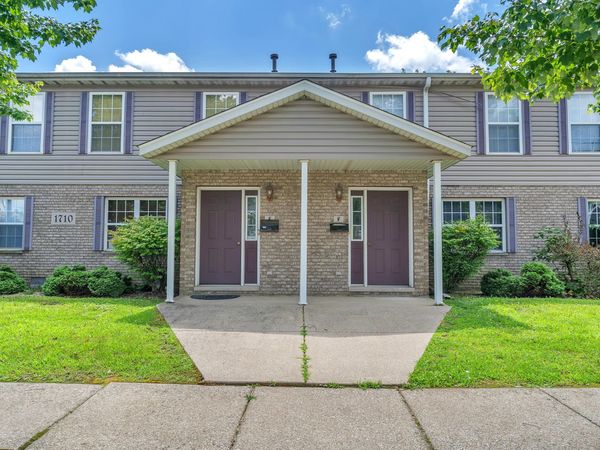 1710 Firestone Lane , Valparaiso, IN 46383