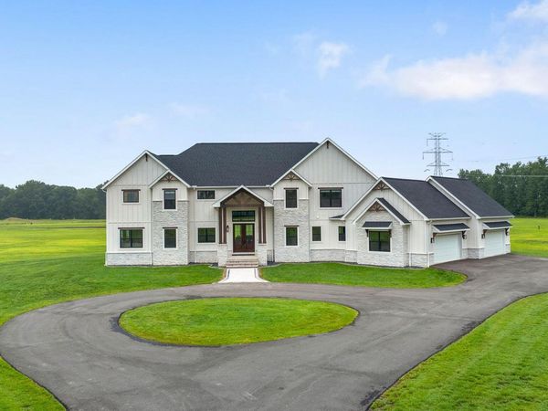 12173 Woodtown Road , Galena, OH 43021