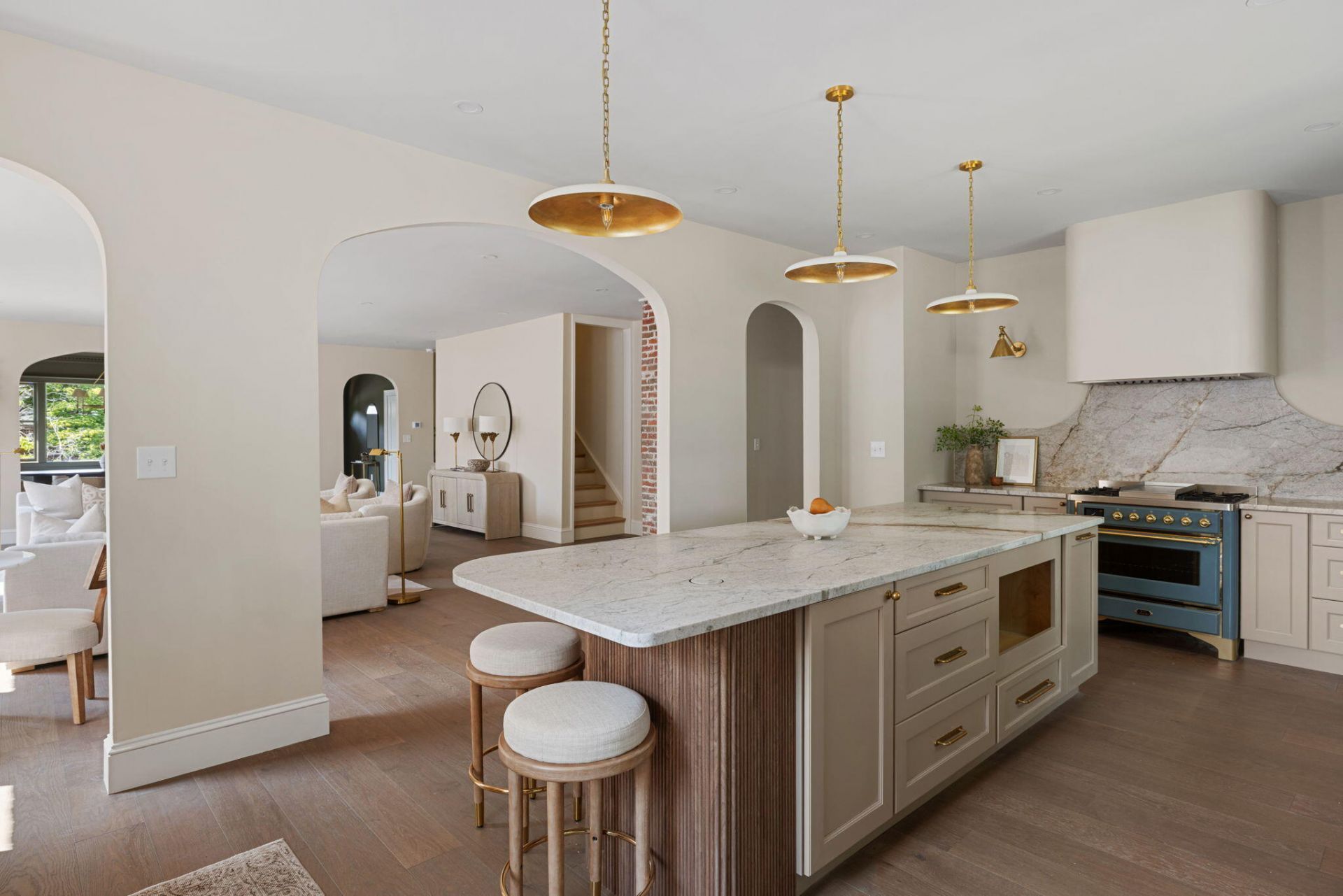 182 Gordon Street Photo 16