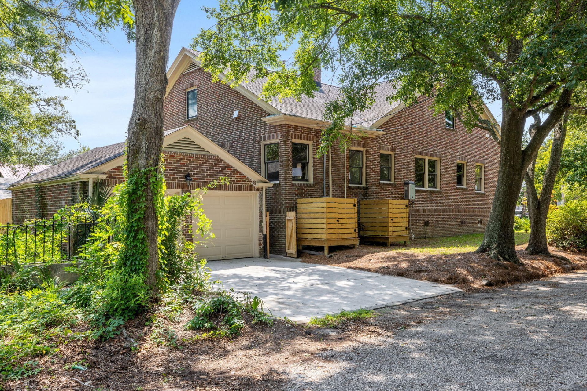 182 Gordon Street Photo 53