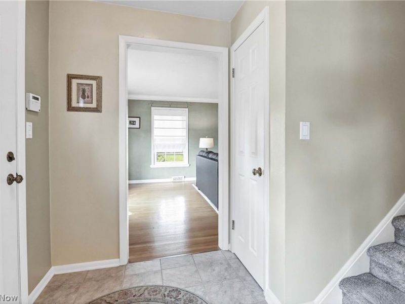 22424 Sunnyhill Drive, Rocky River, OH 44116 Photo 6