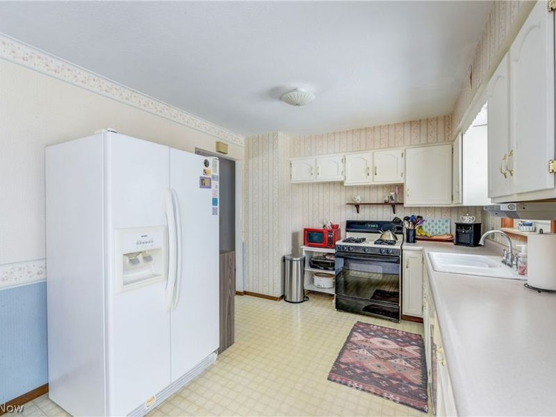 3811 Bramblewood Drive, Brunswick, OH 44212 Photo 14