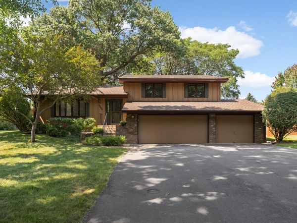 4695 Kent Street, Shoreview, MN 55126
