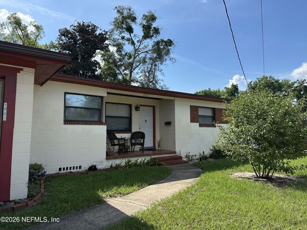 2702 ROGERO Road, Jacksonville, FL 32211