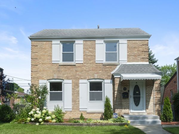 6711 N Monticello Avenue , Lincolnwood, IL 60712