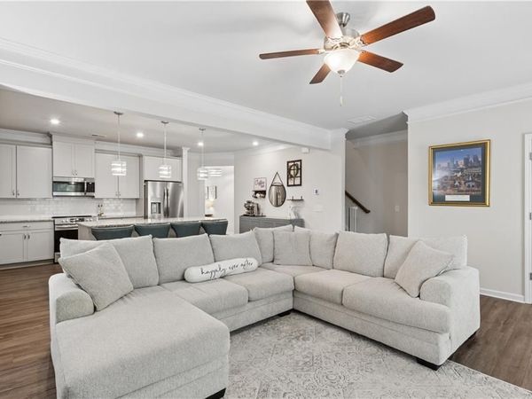 364 Crider Court , Woodstock, GA 30188