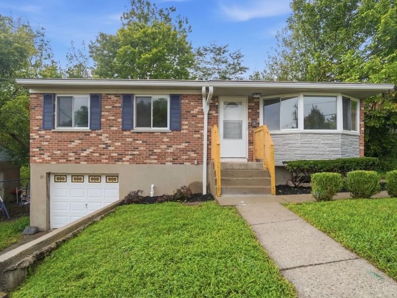 2751 Pickmeier Lane, Cincinnati, OH 45211 Photo 1