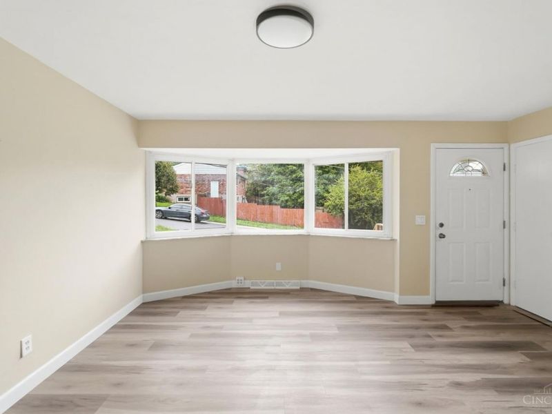 2751 Pickmeier Lane, Cincinnati, OH 45211 Photo 13