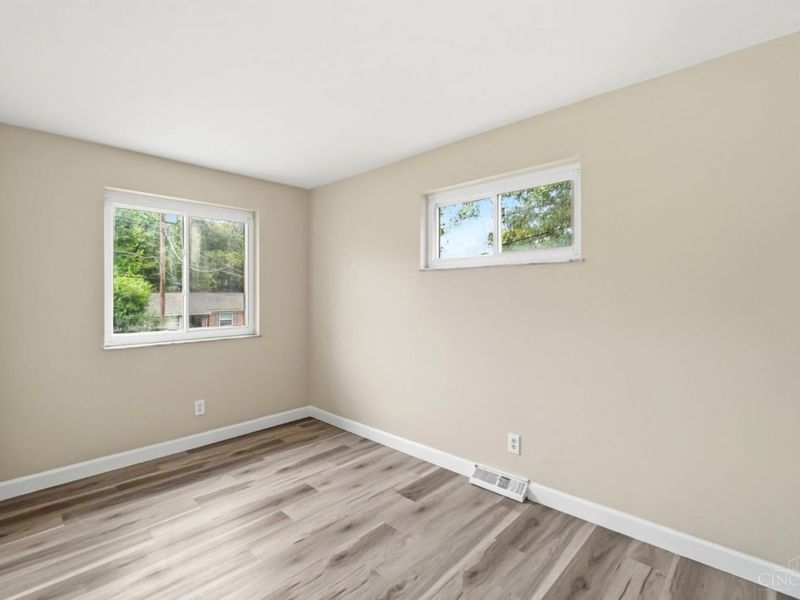 2751 Pickmeier Lane, Cincinnati, OH 45211 Photo 22