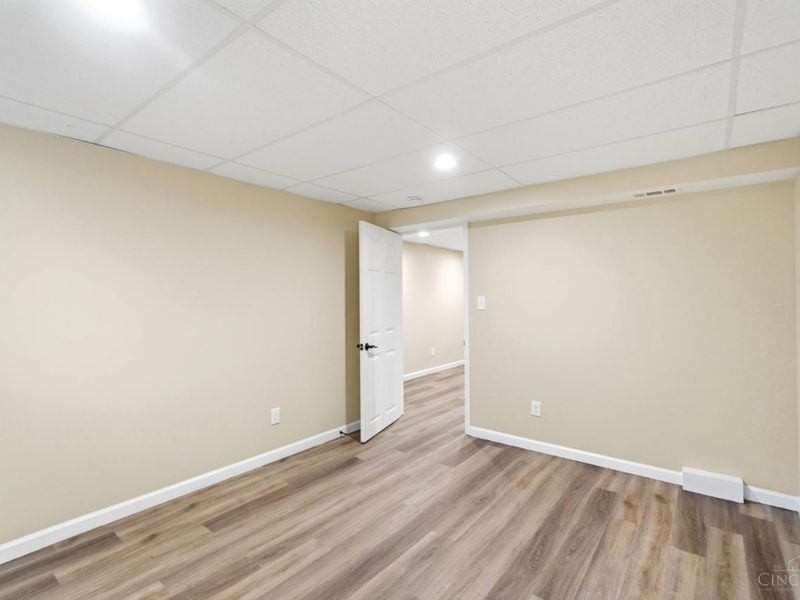 2751 Pickmeier Lane, Cincinnati, OH 45211 Photo 29