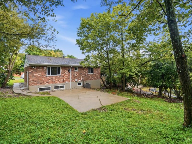 2751 Pickmeier Lane, Cincinnati, OH 45211 Photo 33
