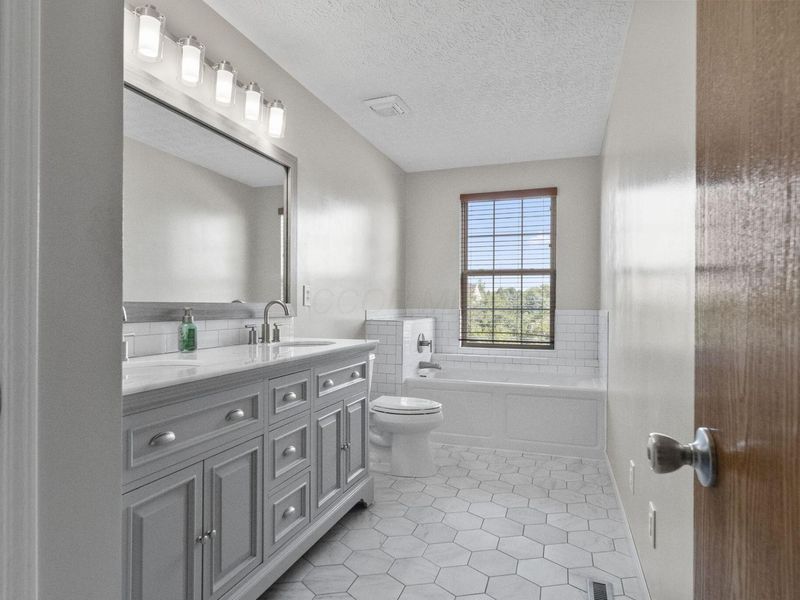 8527 Squad Court, Galloway, OH 43119 Photo 23