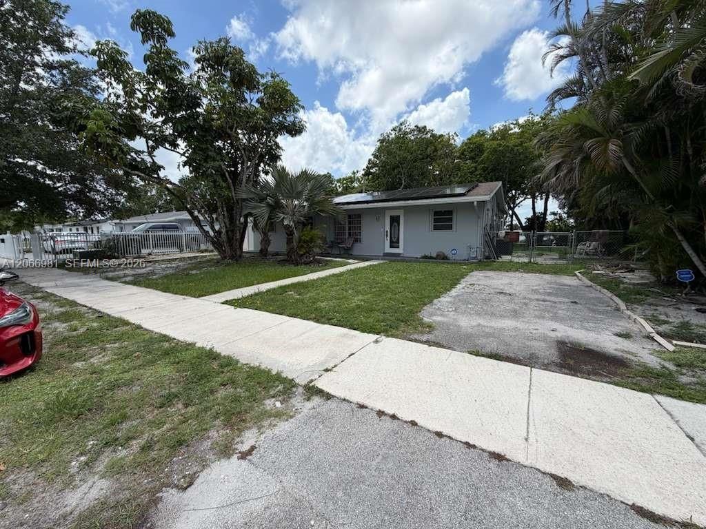 20302 NW 39th Ct , Miami Gardens, FL 33055 Photo