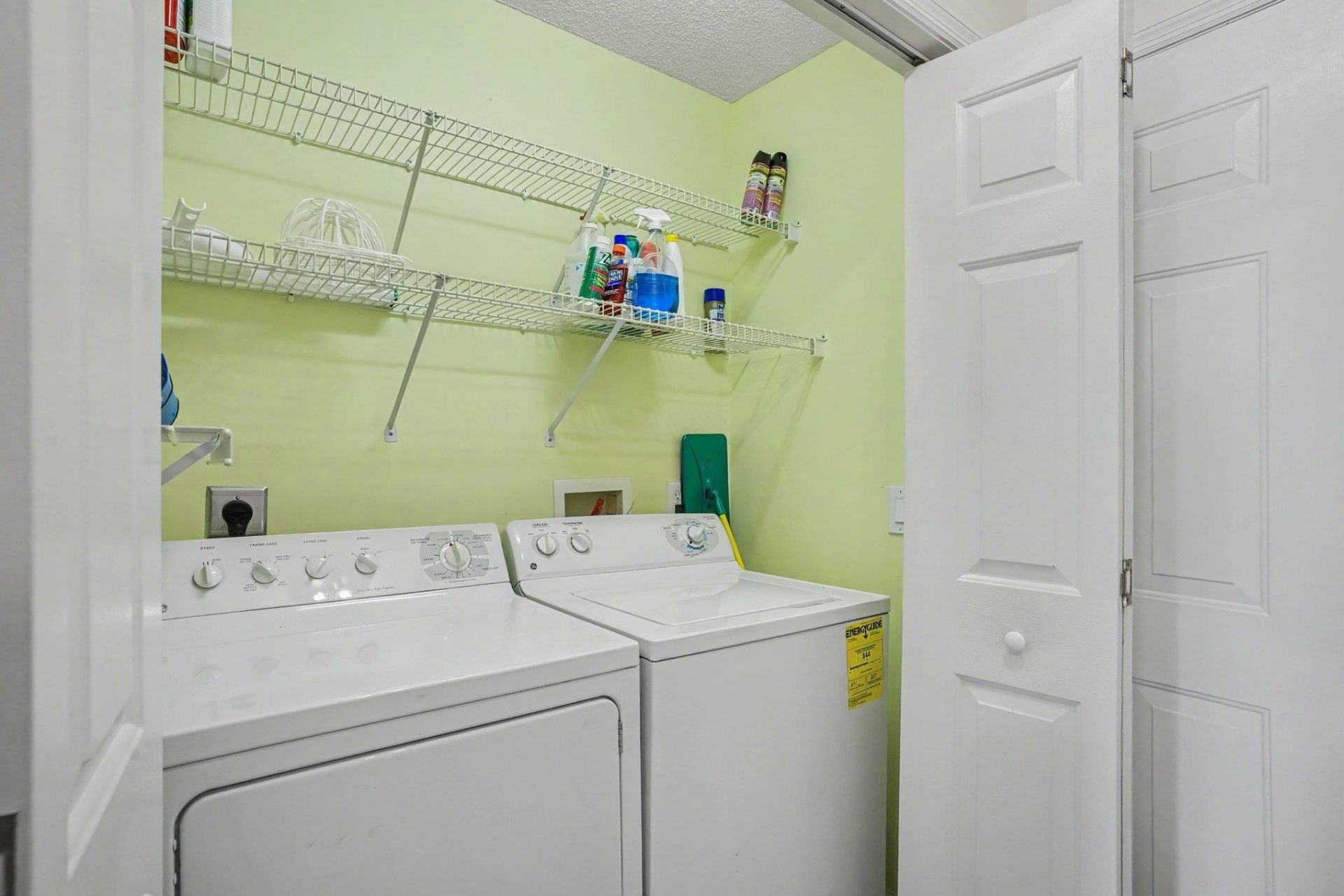 4204 Ravenwood Dr. Photo 32