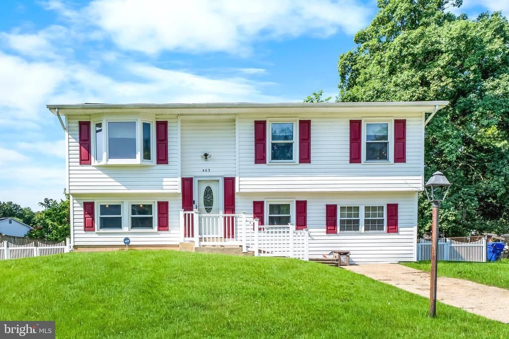 403 UNIVERSITY DRIVE, WALDORF, MD 20602