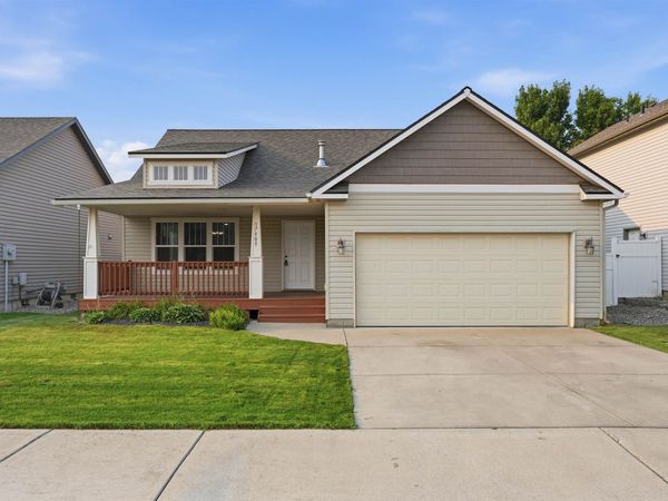 17509 E Nora Ln, Greenacres, WA 99016